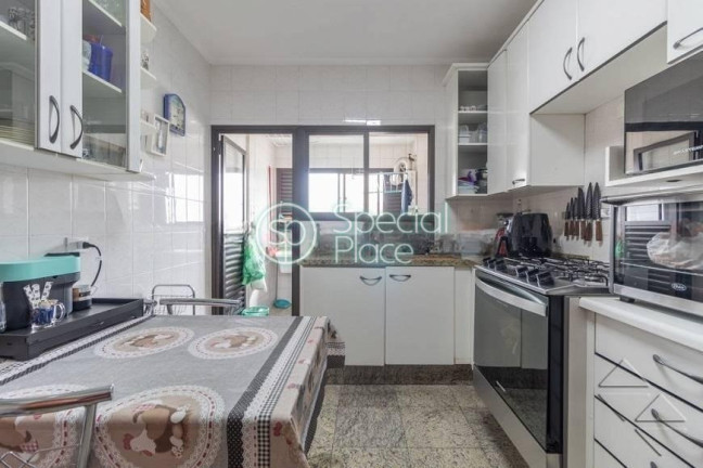 Imagem Apartamento com 3 Quartos à Venda, 181 m² em Vila Romana - São Paulo