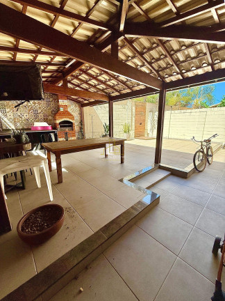 Imagem Imóvel com 2 Quartos à Venda, 75 m² em Balneário De Carapebus - Serra
