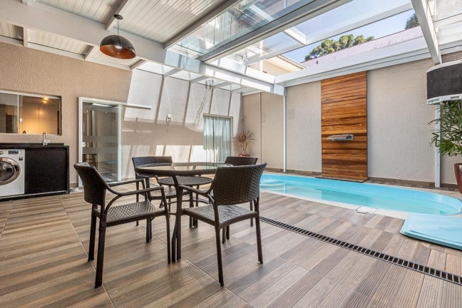 Imagem Sobrado com 3 Quartos à Venda, 118 m² em Campo Comprido - Curitiba Imagem Sobrado com 3 Quartos à Venda, 118 m² em Campo Comprido - Curitiba