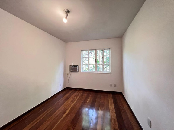 Imagem Casa de Condomínio com 4 Quartos à Venda, 310 m² em Vargem Grande - Rio De Janeiro Imagem Casa de Condomínio com 4 Quartos à Venda, 310 m² em Vargem Grande - Rio De Janeiro