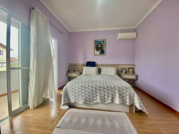 Imagem Casa com 4 Quartos à Venda, 225 m² em Barreiros - São José Imagem Casa com 4 Quartos à Venda, 225 m² em Barreiros - São José