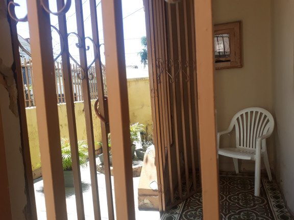 Casa com 4 Quartos à Venda, 150 m² em R$380.000,00  //  Carlos Prates - Belo Horizonte