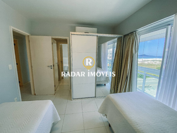 Imagem Apartamento com 4 Quartos à Venda, 170 m² em Algodoal - Cabo Frio