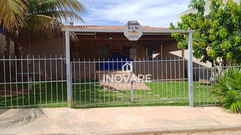 Fazenda à Venda, 276 m² em Centro - Buriti Alegre
