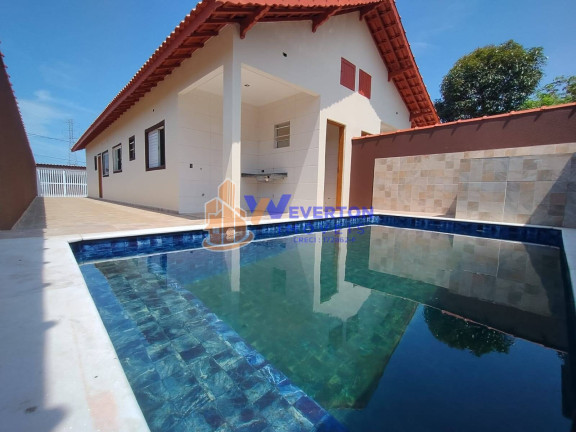 Casa com 2 Quartos à Venda,  em Vila Loty - Itanhaém