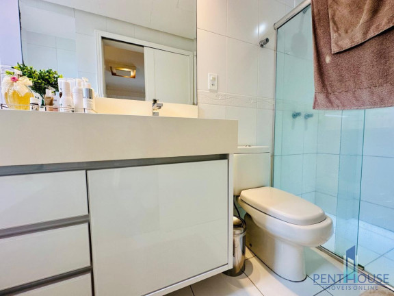 Imagem Apartamento com 3 Quartos à Venda, 135 m² em Centro - Balneário Camboriú Imagem Apartamento com 3 Quartos à Venda, 135 m² em Centro - Balneário Camboriú