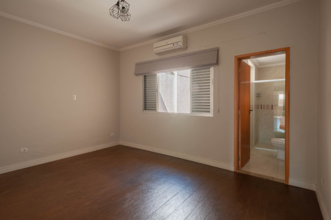 Imagem Casa com 4 Quartos à Venda, 240 m² em Vila Guilherme - São Paulo Imagem Casa com 4 Quartos à Venda, 240 m² em Vila Guilherme - São Paulo