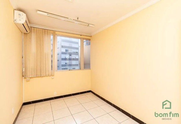Imagem Sala Comercial à Venda, 36 m² em Moinhos De Vento - Porto Alegre Imagem Sala Comercial à Venda, 36 m² em Moinhos De Vento - Porto Alegre