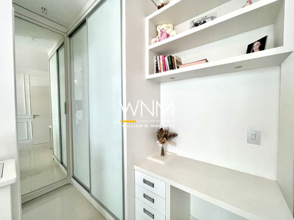 Foto do imóvel Apartamento com 3 Quartos à Venda, 126 m² em Meia Praia - Itapema