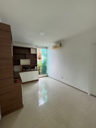 Imagem Casa com 4 Quartos à Venda, 380 m² em Centro - Manaus