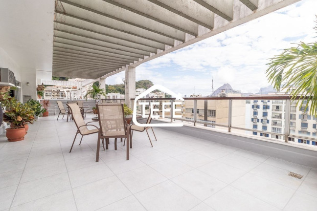 Imagem Cobertura com 4 Quartos à Venda, 501 m² em Lagoa - Rio De Janeiro