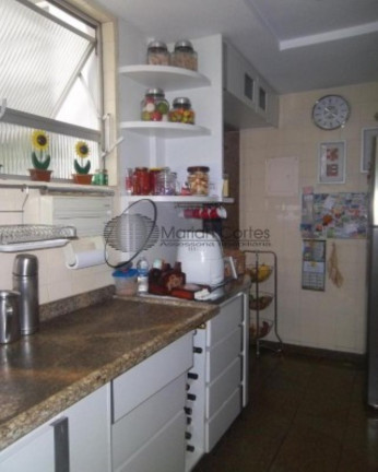 Imagem Imóvel com 4 Quartos à Venda, 120 m² em Icaraí - Niterói Imagem Imóvel com 4 Quartos à Venda, 120 m² em Icaraí - Niterói