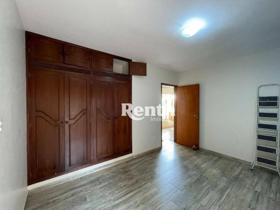 Imagem Casa com 4 Quartos à Venda, 259 m² em Vila Aparecida - Rio Claro