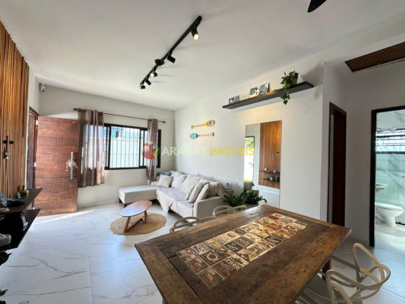 Casa com 2 Quartos à Venda,  em Centro - Bertioga