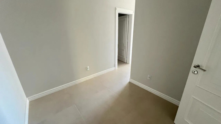 Imagem Apartamento com 4 Quartos à Venda, 190 m² em Meia Praia - Itapema Imagem Apartamento com 4 Quartos à Venda, 190 m² em Meia Praia - Itapema
