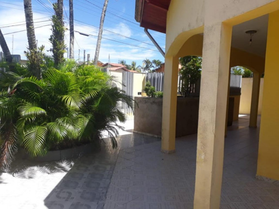 Imagem Casa com 3 Quartos à Venda, 211 m² em Grandesp - Itanhaém Imagem Casa com 3 Quartos à Venda, 211 m² em Grandesp - Itanhaém