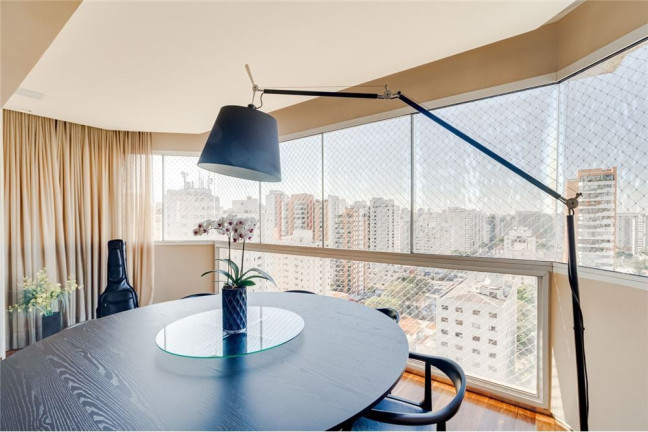 Imagem Imóvel com 3 Quartos à Venda, 271 m² em Moema - São Paulo