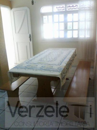 Imagem Casa com 4 Quartos para Temporada, 250 m² em Nações - Balneário Camboriú
