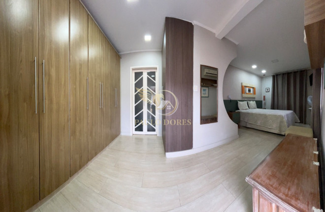 Imagem Casa com 4 Quartos à Venda, 202 m² em Centro - Ubatuba
