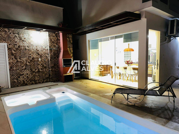 Imagem Casa com 4 Quartos à Venda, 300 m² em Cidade Nova - Feira De Santana