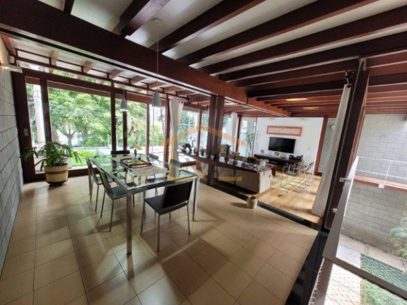 Sobrado com 3 Quartos à Venda, 330 m² em Vila Rosália - Guarulhos