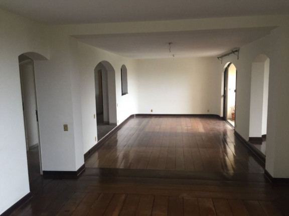 Imóvel com 4 Quartos à Venda, 250 m² em Alto De Pinheiros - São Paulo