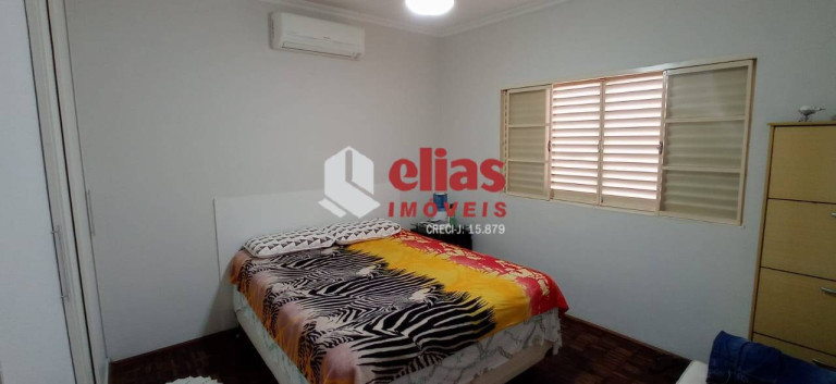 Imagem Casa com 3 Quartos à Venda, 308 m² em Vila Souto - Bauru Imagem Casa com 3 Quartos à Venda, 308 m² em Vila Souto - Bauru