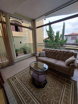 Imagem Casa com 4 Quartos à Venda, 375 m² em Názia I - Vespasiano