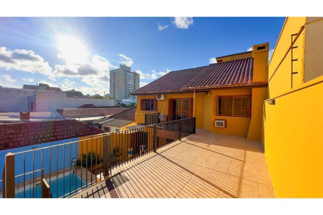 Imagem Casa com 4 Quartos à Venda, 307 m² em Partenon - Porto Alegre