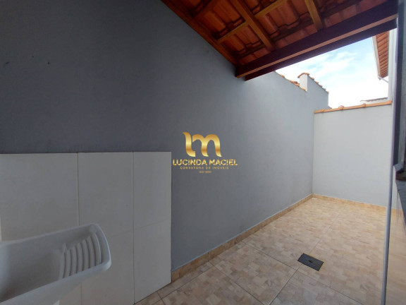 Imagem Casa com 2 Quartos à Venda, 44 m² em Maracanã - Praia Grande