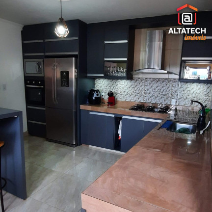 Sobrado com 3 Quartos à Venda, 180 m² em Loteamento Residencial Santa Clara Ii - Poços De Caldas