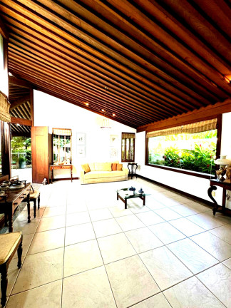 Imagem Casa com 4 Quartos à Venda, 261 m² em Candeal - Salvador Imagem Casa com 4 Quartos à Venda, 261 m² em Candeal - Salvador