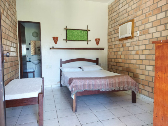Imagem Imóvel com 11 Quartos à Venda, 447 m²
