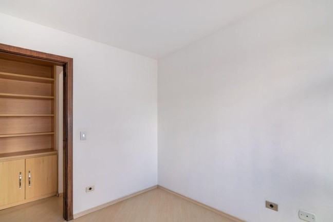 Imagem Apartamento com 3 Quartos à Venda, 70 m² em Bacacheri - Curitiba