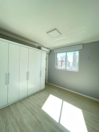 Imagem Apartamento com 3 Quartos à Venda, 134 m² em Centro - Balneário Camboriú Imagem Apartamento com 3 Quartos à Venda, 134 m² em Centro - Balneário Camboriú