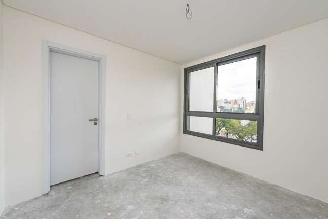 Imagem Cobertura com 3 Quartos à Venda, 172 m² em Seminário - Curitiba