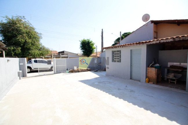 Imagem Casa com 2 Quartos à Venda, 160 m² em Jardim Sumarezinho - Hortolândia Imagem Casa com 2 Quartos à Venda, 160 m² em Jardim Sumarezinho - Hortolândia