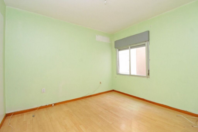 Imagem Imóvel com 2 Quartos à Venda, 60 m² em Navegantes - Porto Alegre