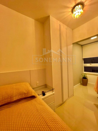 Imagem Apartamento com 2 Quartos à Venda, 67 m² em Abraão - Florianópolis