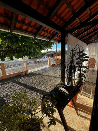 Imagem Casa com 5 Quartos à Venda, 178 m² em Centro - Penha Imagem Casa com 5 Quartos à Venda, 178 m² em Centro - Penha