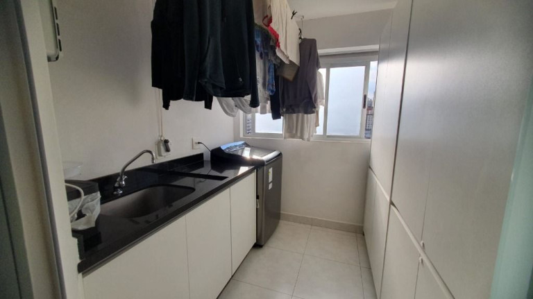 Imagem Imóvel com 3 Quartos à Venda, em Pinheiros - São Paulo Imagem Imóvel com 3 Quartos à Venda, em Pinheiros - São Paulo