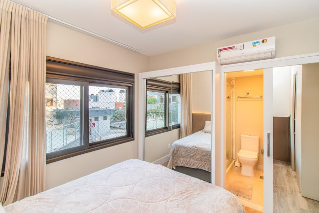 Imagem Apartamento com 3 Quartos à Venda, 125 m² em Rio Branco - Porto Alegre