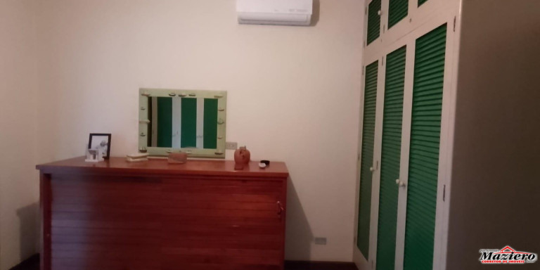 Imagem Casa com 6 Quartos para Temporada, 250 m² em Tenório - Ubatuba Imagem Casa com 6 Quartos para Temporada, 250 m² em Tenório - Ubatuba