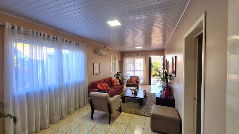 Imagem Casa com 4 Quartos à Venda, 290 m² em Arroio Grande - Santa Cruz Do Sul Imagem Casa com 4 Quartos à Venda, 290 m² em Arroio Grande - Santa Cruz Do Sul