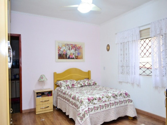 Imagem Casa com 4 Quartos à Venda, 247 m² em Jardim São Caetano - Jaguariúna Imagem Casa com 4 Quartos à Venda, 247 m² em Jardim São Caetano - Jaguariúna