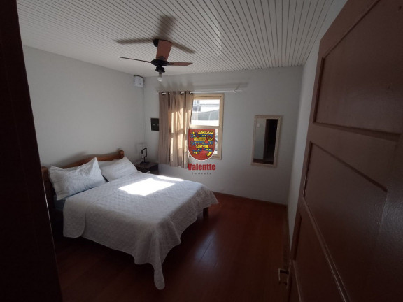 Imagem Casa com 3 Quartos à Venda, 228 m² em Estreito - Florianópolis