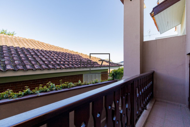 Imagem Casa com 3 Quartos à Venda, 129 m² em Santo Inácio - Curitiba Imagem Casa com 3 Quartos à Venda, 129 m² em Santo Inácio - Curitiba