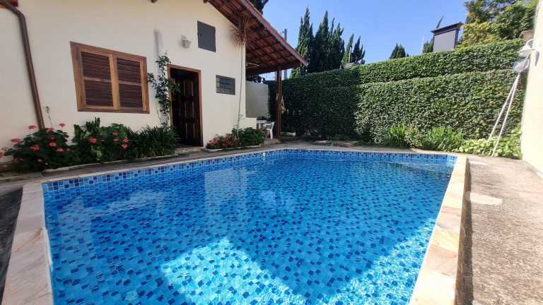 Imagem Casa com 3 Quartos à Venda, 161 m² em Vila Helena - Atibaia Imagem Casa com 3 Quartos à Venda, 161 m² em Vila Helena - Atibaia