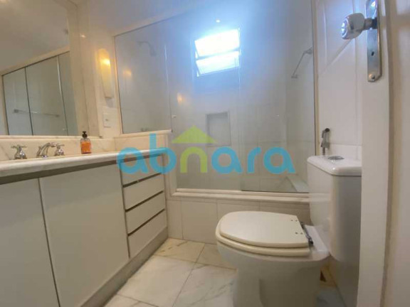 Imagem Apartamento com 3 Quartos à Venda, 150 m² em Copacabana - Rio De Janeiro