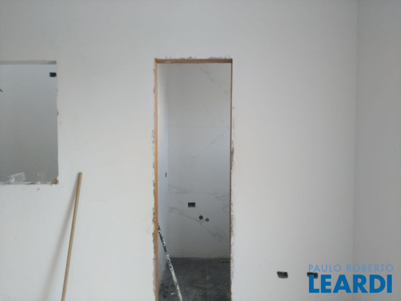 Imagem Sobrado com 2 Quartos à Venda, 130 m² em Vila Pinheirinho - Santo André Imagem Sobrado com 2 Quartos à Venda, 130 m² em Vila Pinheirinho - Santo André
